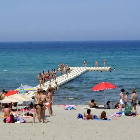Holiday home Holiday Con Veranda Sul Mare E A 3 Minuti A Piedi Dalla Spiaggia